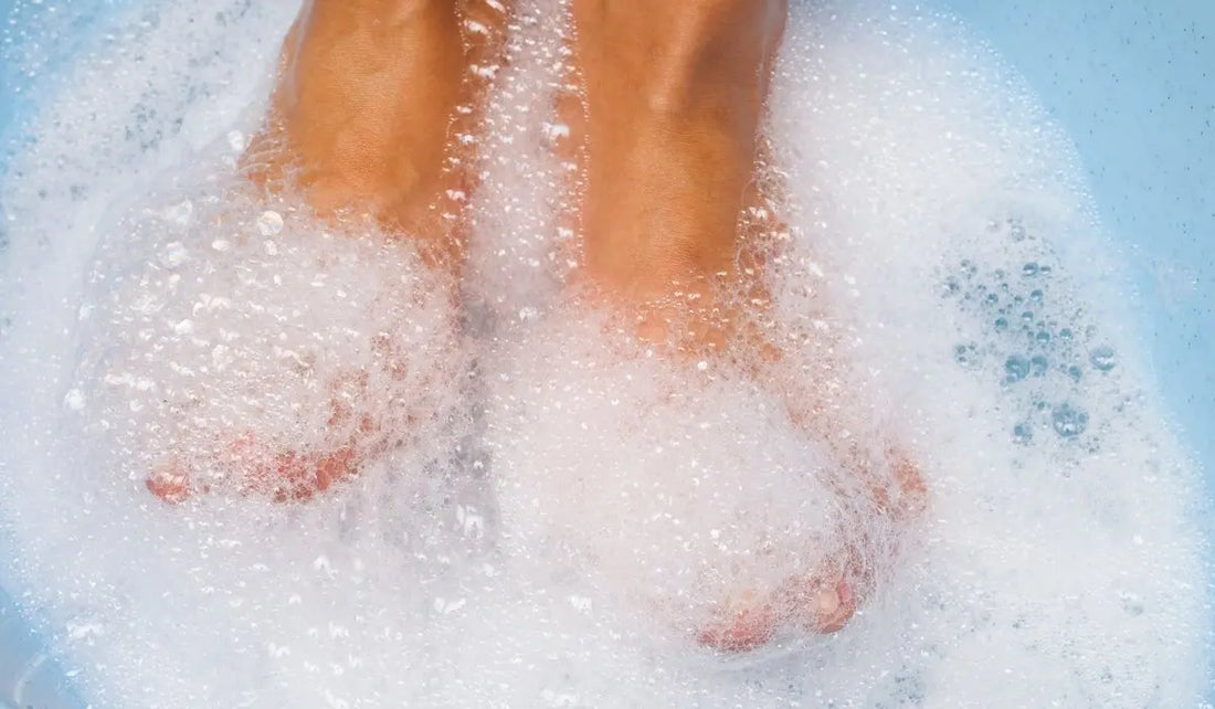 POURQUOI VOUS DEVEZ VOUS LAVER LES PIEDS TOUS LES SOIRS